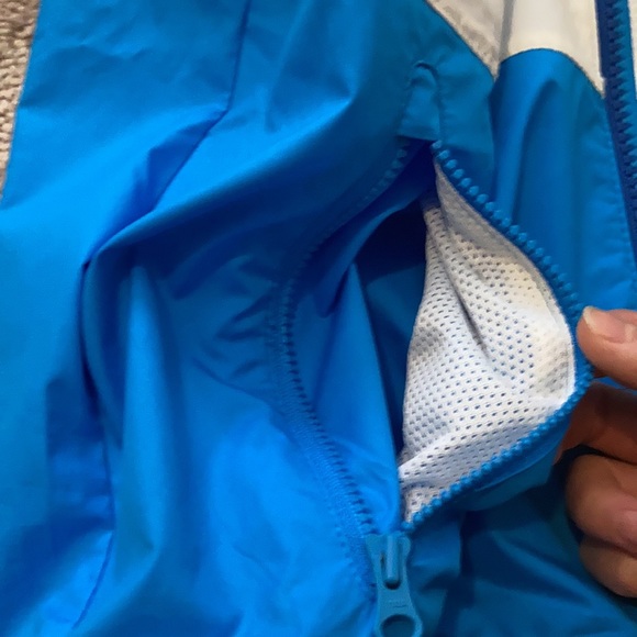 nike triple color windbreaker.😴 - Picture 4 of 6